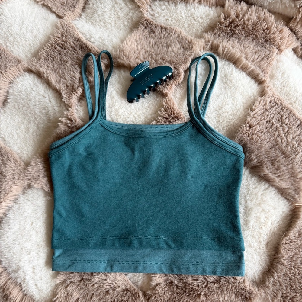 Set Active Formcloud Cloud Layer Strappy Tank + C… - image 1